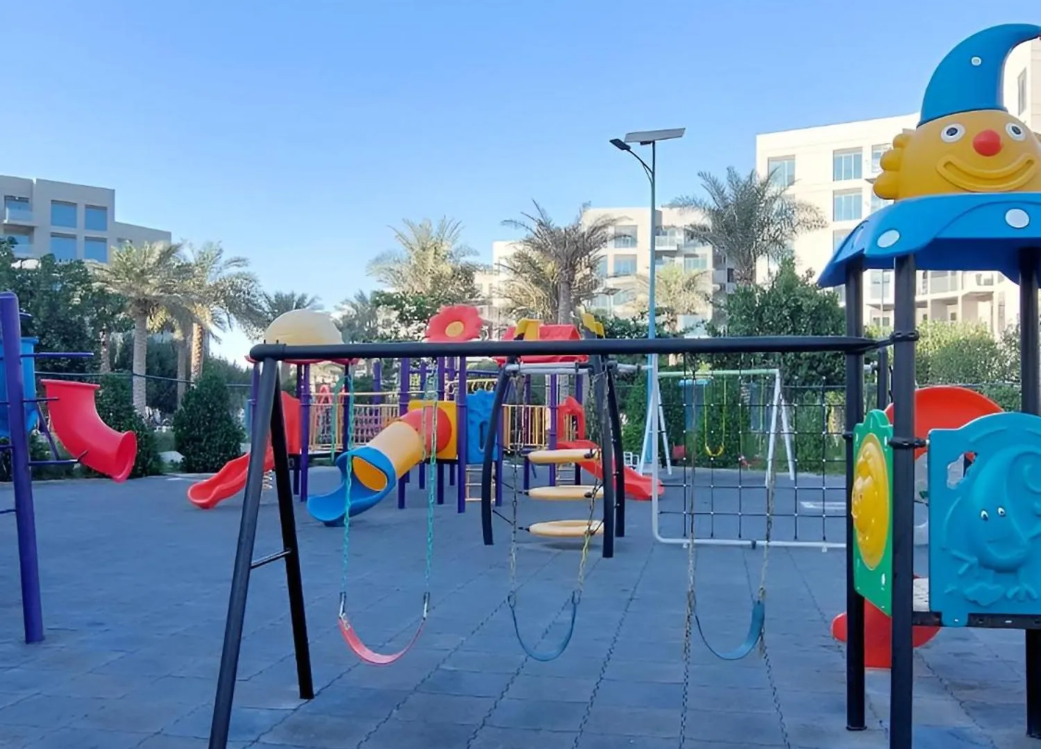 Budget-Friendly 2Bd Near Expo With A Huge Pool Dubai Apartment
